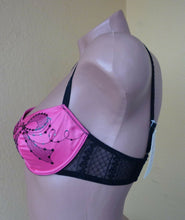 Lade das Bild in den Galerie-Viewer, Bügel BH 6ixy Dixy pink mit Muster Cup B und C, Größe 70-80 (D16)