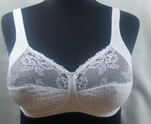 Lade das Bild in den Galerie-Viewer, BH weiß ohne Bügel, Marke Format, Größe 80-100, Cup C-E, (161)