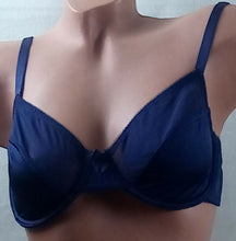 Lade das Bild in den Galerie-Viewer, BH mit Bügel, 2-geteilter Cup mit Formnähten Cups B-C, Größe 80-90 blau (N37)