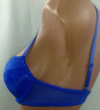 Lade das Bild in den Galerie-Viewer, Bügel BH LASCANA mit Spitze, Cups B-C, 70-80,blau (C115)