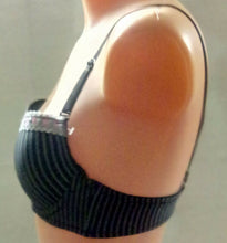 Lade das Bild in den Galerie-Viewer, Push-Up BH von Lady Dreams, Modell Rosa Farbe schwarz Größe 75-80 (F08)