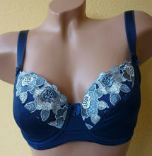 Lade das Bild in den Galerie-Viewer, Bügel BH Push up dunkelblau Cup A-D, Größe 70-85 (D21)