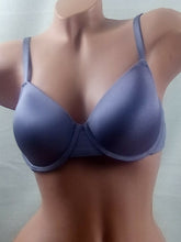 Lade das Bild in den Galerie-Viewer, T-Shirt-BH, Nahtlose und vorgeformte Cups B-C, Größe 80-85, lila (N20)