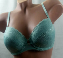 Lade das Bild in den Galerie-Viewer, Bügel BH Vivance Cups C, 70-85, grün (aquifer) Push-Up (C119)