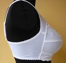 Lade das Bild in den Galerie-Viewer, Kudreshov BH mit Stickerei Größe 75-105 Cup C-E (094)