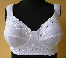 Lade das Bild in den Galerie-Viewer, Kudreshov BH mit Stickerei Größe 75-105 Cup C-E (094)