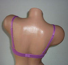 Lade das Bild in den Galerie-Viewer, Petite Fleur Bügel BH weiss oder lila, 60 % Baumwolle, Größe 70 C, 70 D (C65)