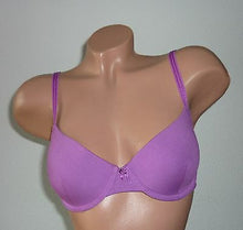 Lade das Bild in den Galerie-Viewer, Petite Fleur Bügel BH weiss oder lila, 60 % Baumwolle, Größe 70 C, 70 D (C65)